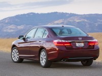 Honda Accord 2012 photo