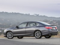 Honda Accord 2012 photo