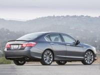 Honda Accord 2012 photo