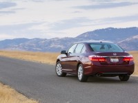 Honda Accord 2012 photo