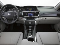 Honda Accord 2012 photo