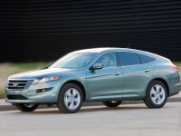 Honda Crosstour photo