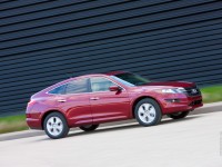 Honda Crosstour photo