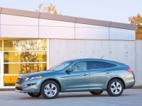 Honda Crosstour photo