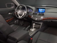 Honda Crosstour photo