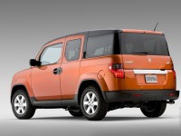 Honda Element photo