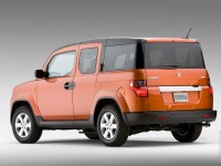 Honda Element photo