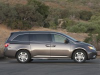 Honda Odyssey 2013 photo